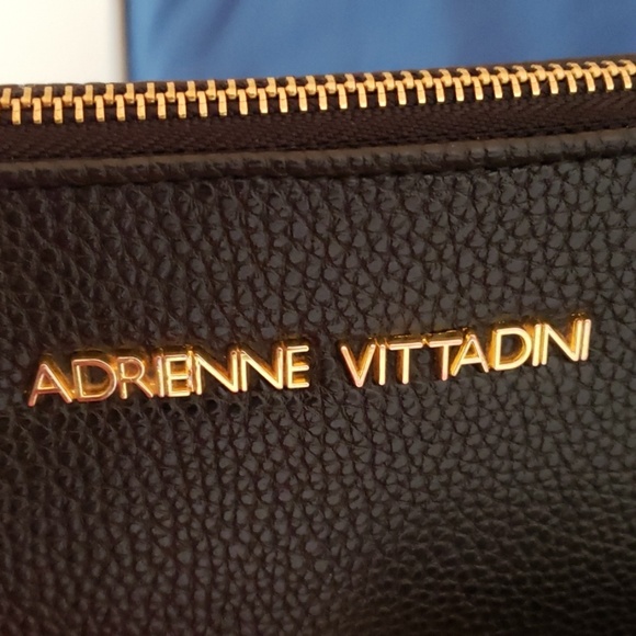 Adrienne Vittadini leather black shoulder bag - Picture 4 of 6
